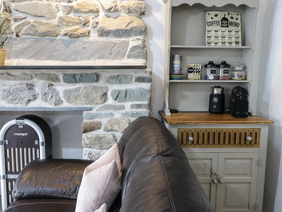 The Toll House Villa Dolgellau Exterior photo
